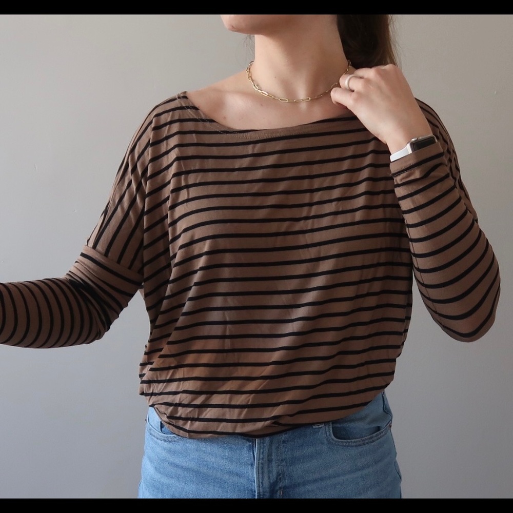 Long-Sleeve Tiny Black Stripe Piko Top in Camel/Black